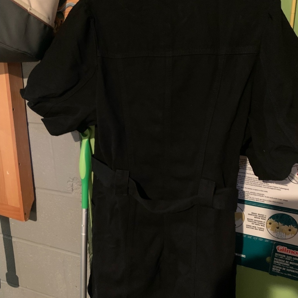 Dress Women’s button down dress size large
In black - Picture 4 of 6